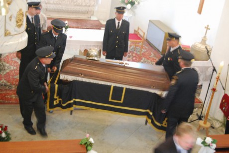 Pohřeb p.Holoubek_ Vážany (68)