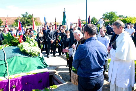 20260921201748-5d540879