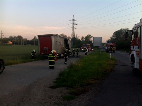 Požár kamionu-Sokolnice 19.6.2012 (2)