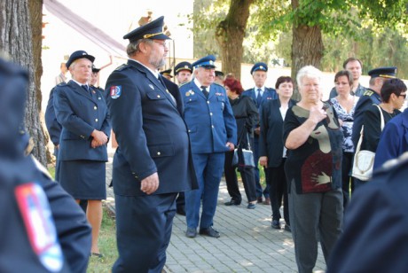 Pohřeb p.Holoubek_ Vážany (78)