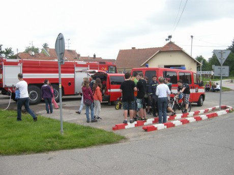 Dopoledne u hasičů (28)