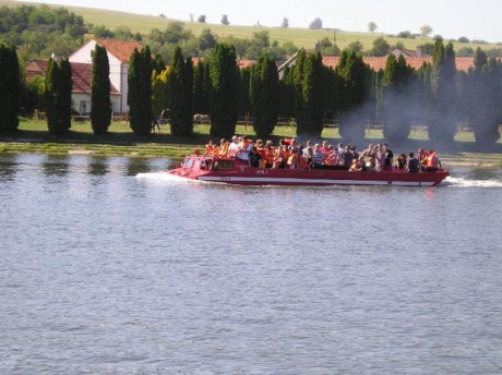 Oslavy 100.výročí sloučení Hostěrádky-Rešov (28)