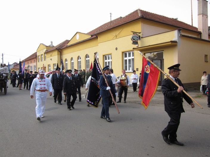 Prapory Hodějice 17.9 (38)