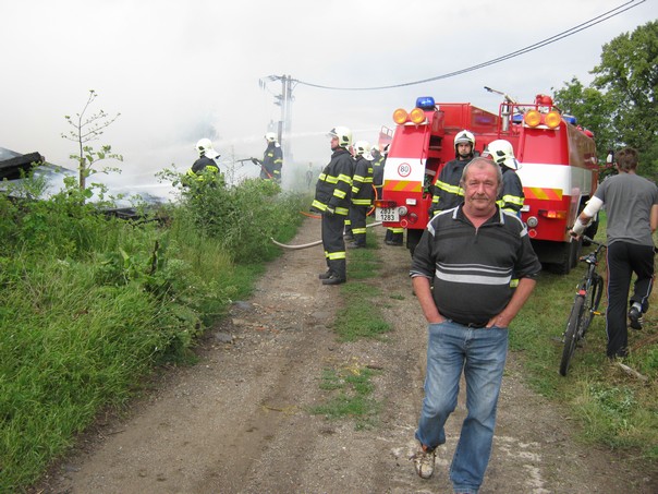 Požár pily Hrušky 15.7.2012 (3)