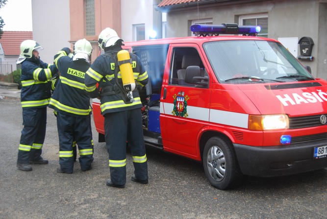 Taktické cvičení Vážany 31.8.2012 (36)