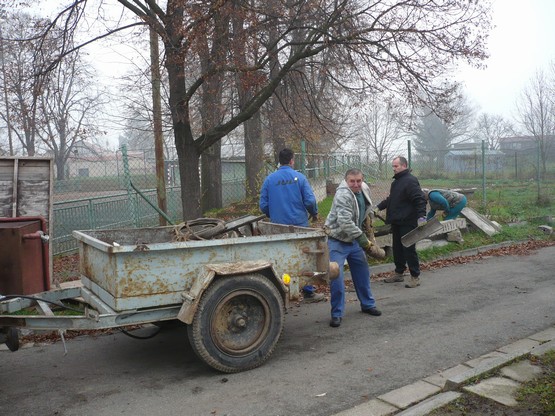 Sběr železného šrotu 16_11 (10)